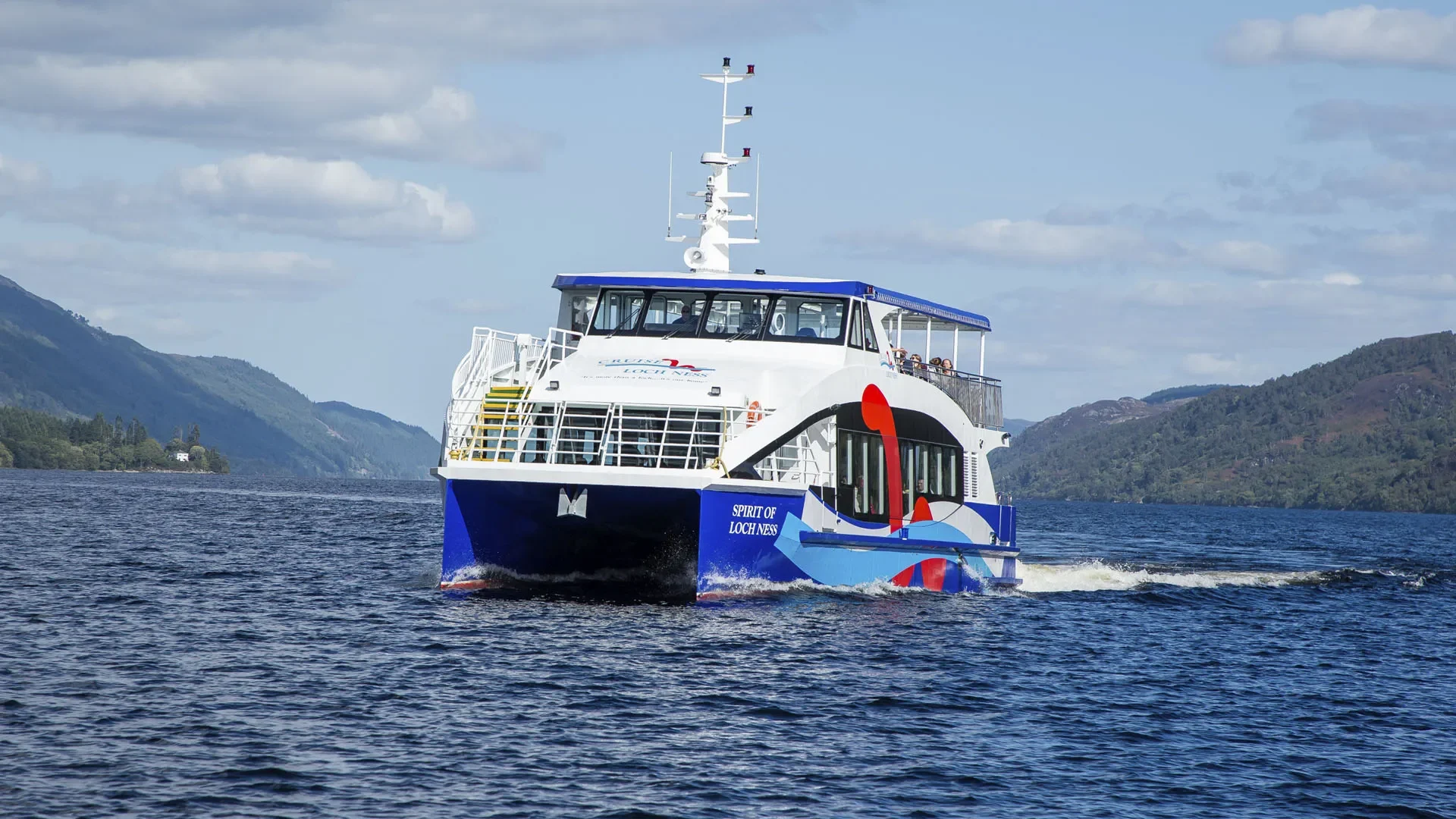 Day 10 - Cruise Loch Ness